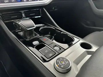 VW Touareg R-Line 4M  HUD  AHK  MASS  DYN  STHZ  21