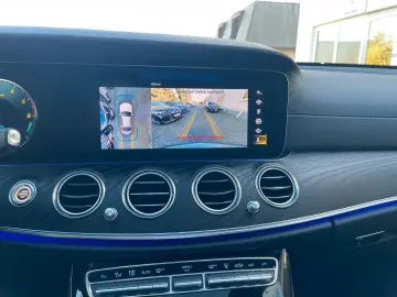 MERCEDES-BENZ E 300de Lim AMG LINE MBUX  BURMESTER 360  PANO