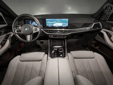 BMW X5 xDrive 50e Innovation M-Sport  NET-EX €64.100