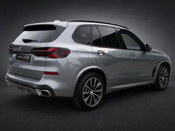 BMW X5 xDrive30d 3x M SPORT LUFT PANO ACC INDIVIDUAL