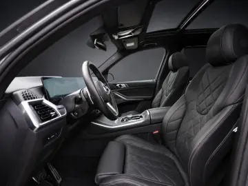 BMW X5 xDrive30d 3x M SPORT LUFT PANO ACC INDIVIDUAL