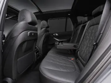 BMW X5 xDrive30d 3x M SPORT LUFT PANO ACC INDIVIDUAL