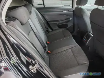 VW Golf 8 1.5 eTSI Move DSG ACC AHK Alu 17  HuD Nav