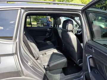 VW Tiguan Allspace R-Line 4Motion 7 Sitzer Pano H&K