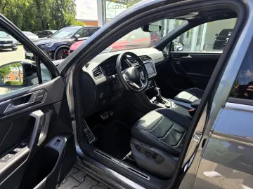 VW Tiguan Allspace R-Line 4Motion 7 Sitzer Pano H&K
