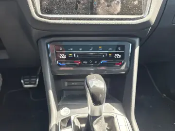 VW Tiguan Allspace R-Line 4Motion 7 Sitzer Pano H&K