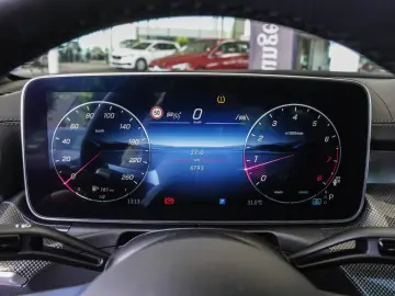 MERCEDES-BENZ CLE 300 4M Coupé AMG Night Pano DigitalLight