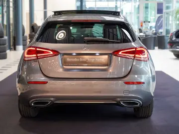 MERCEDES-BENZ A 200 d Progressive Standheizung DISTR…