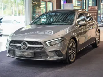 MERCEDES-BENZ A 200 d Progressive Standheizung DISTR…