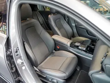 MERCEDES-BENZ A 200 d Progressive Standheizung DISTR…