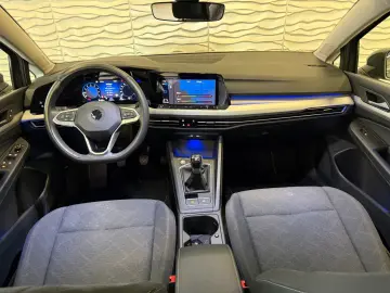 VW GOLF VIII 1.5 TSI LIFE SHZ LED  AMBIENTE NAVI
