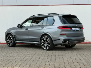 BMW X7 xDrive 40d M Sport SoftClose ACC HuD FROZEN