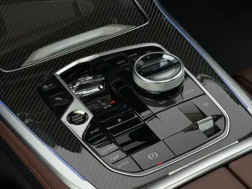 BMW X7 xDrive 40d M Sport SoftClose ACC HuD FROZEN