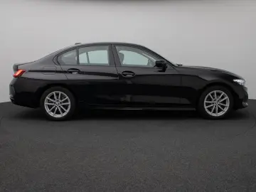 BMW 318i GeschwindigReg DAB PDC Cockpit  Widscreen