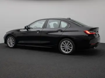BMW 318i GeschwindigReg DAB PDC Cockpit  Widscreen