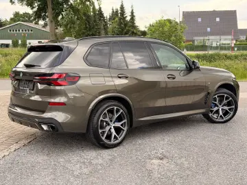 BMW X5 30d xDrive M Sport Sky-Lou SoftCl HA-Lenk Nap