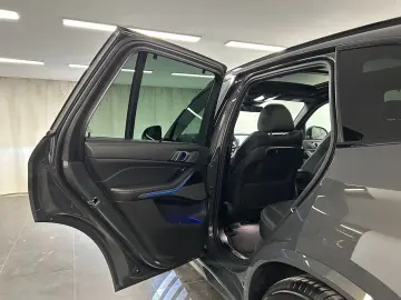BMW X5 xDrive40d M Sportpaket Pano Harman Kardon AHK