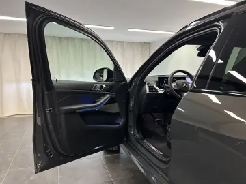 BMW X5 xDrive40d M Sportpaket Pano Harman Kardon AHK