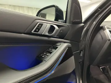 BMW X5 xDrive40d M Sportpaket Pano Harman Kardon AHK