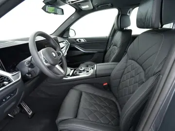 BMW X5 xDrive 30d (M-Sport AHK HUD H K ACC STHZ)