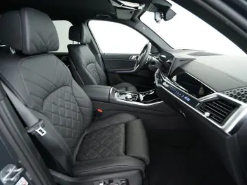 BMW X5 xDrive 30d (M-Sport AHK HUD H K ACC STHZ)