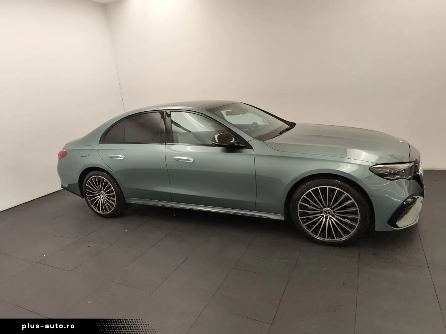 MERCEDES-BENZ E-Class 2024 — imagine 5