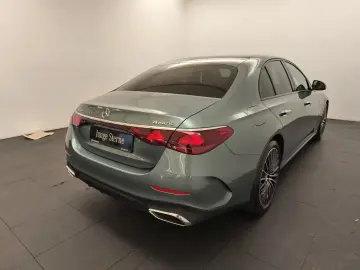 MERCEDES-BENZ E 300de 4M AMG AirM SuperScreen Burmester