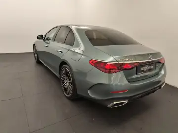 MERCEDES-BENZ E 300de 4M AMG AirM SuperScreen Burmester