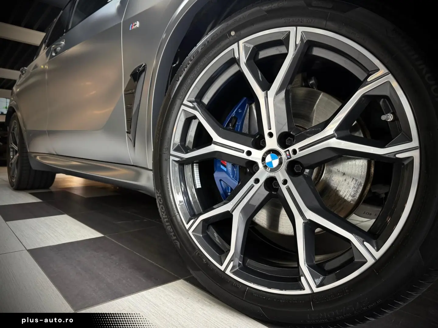 BMW X5 30d xD M Sport FROZEN 7-Sitz Pano-SKY Massage