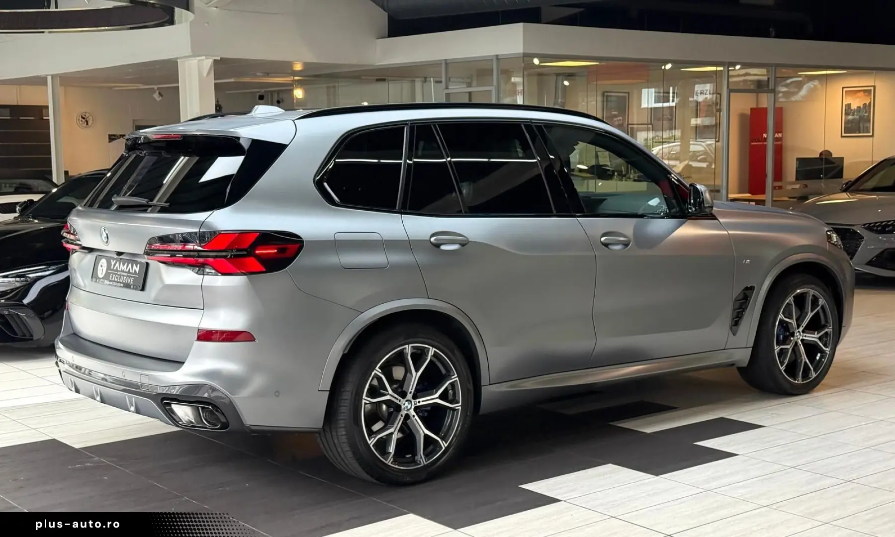 BMW X5 30d xD M Sport FROZEN 7-Sitz Pano-SKY Massage