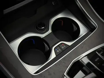 BMW X5 30d xD M Sport FROZEN 7-Sitz Pano-SKY Massage