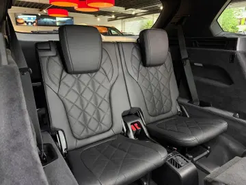 BMW X5 30d xD M Sport FROZEN 7-Sitz Pano-SKY Massage