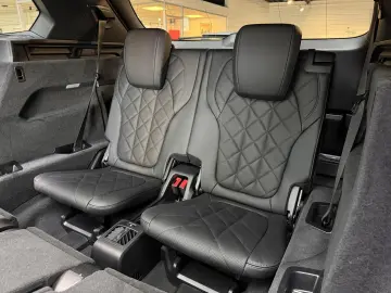 BMW X5 30d xD M Sport FROZEN 7-Sitz Pano-SKY Massage