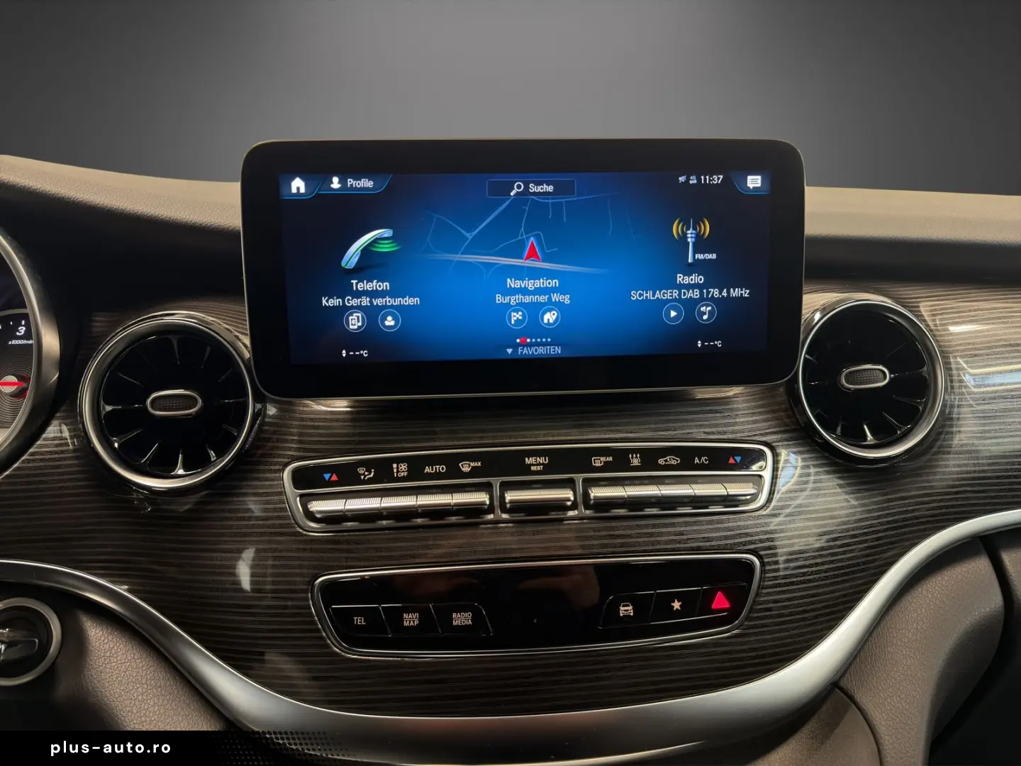 MERCEDES-BENZ V-Class 2023 — imagine 16