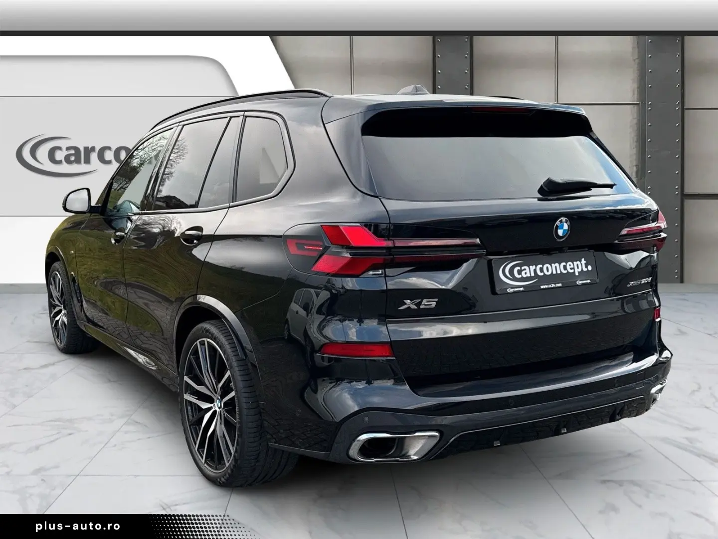 BMW X5 xDrive30d M Sport Luft 22 Pano AHK H&K 360
