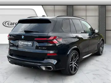 BMW X5 xDrive30d M Sport Luft 22 Pano AHK H&K 360