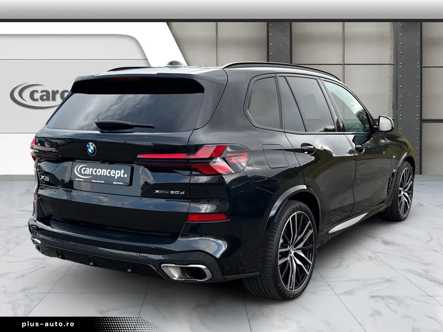 BMW X5 xDrive30d M Sport Luft 22 Pano AHK H&K 360