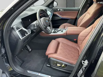 BMW X5 xDrive30d M Sport Luft 22 Pano AHK H&K 360