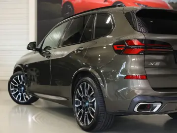 BMW X5 50e xDrive   Individual - Pano - AHK
