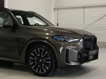 BMW X5 50e xDrive   Individual - Pano - AHK
