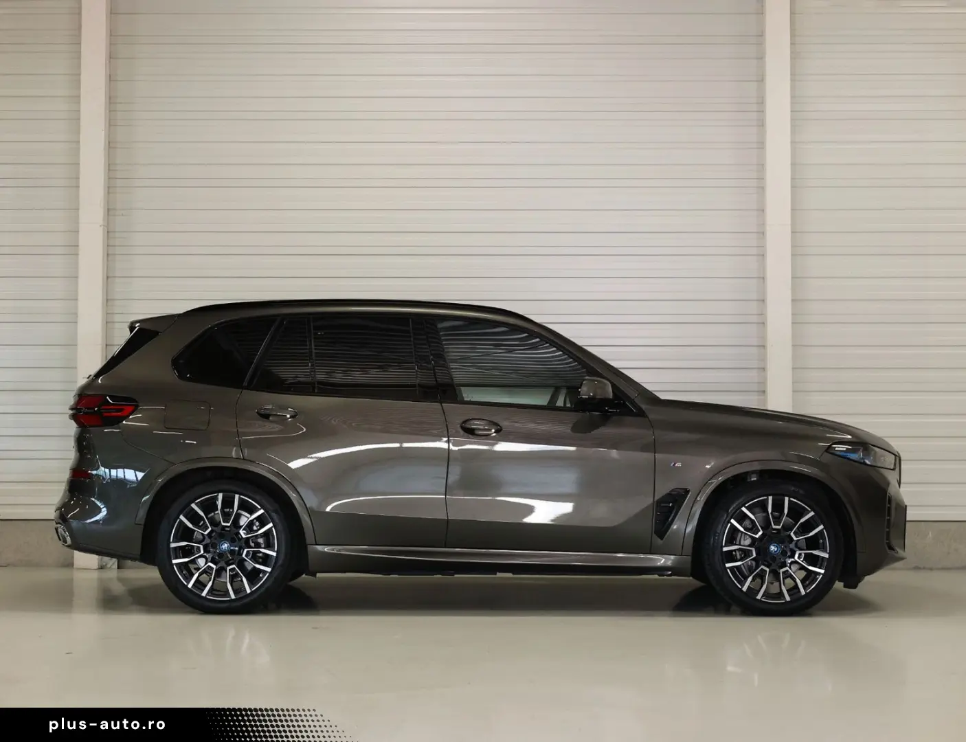 BMW X5 2024 — imagine 12