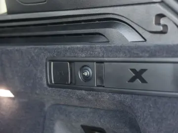 BMW X5 50e xDrive   Individual - Pano - AHK