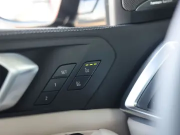 BMW X5 50e xDrive   Individual - Pano - AHK