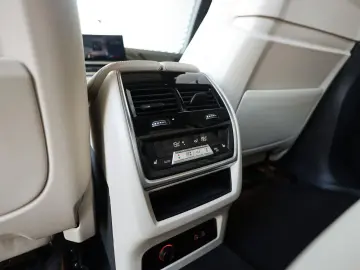 BMW X5 50e xDrive   Individual - Pano - AHK