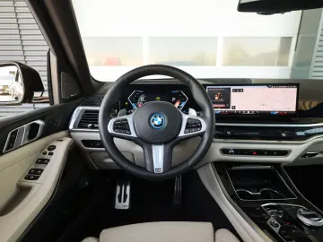 BMW X5 50e xDrive   Individual - Pano - AHK