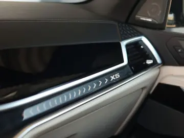 BMW X5 50e xDrive   Individual - Pano - AHK