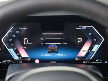BMW X5 50e xDrive   Individual - Pano - AHK