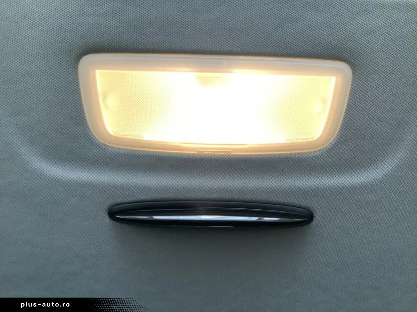 MERCEDES-BENZ V-Class 2024 — imagine 19