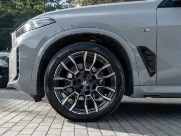 BMW X5 40d M SPORT.LUFTF.SOFTC.PANO.4ZONEN.360 .2St