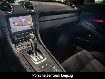 PORSCHE Cayman GT4 PDK Chrono LED Bose Individualnähte